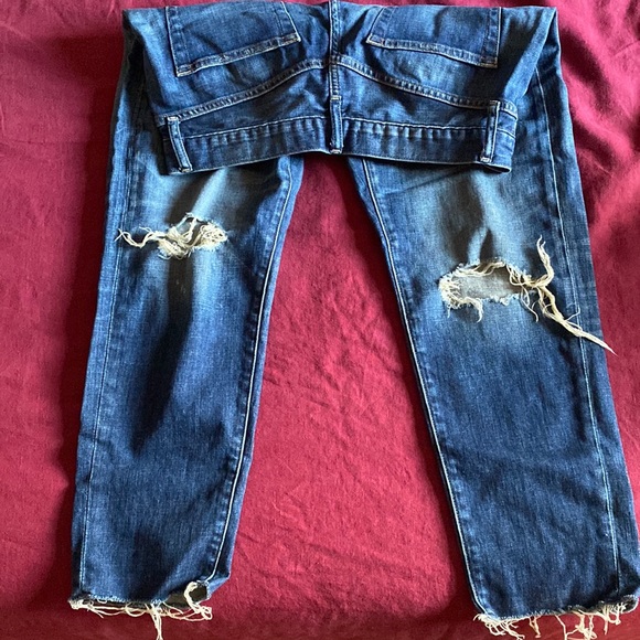 Uniqlo boyfriend jeans - Picture 1 of 3